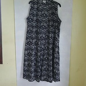 Preowned black and white Joy, long vest. Medium.